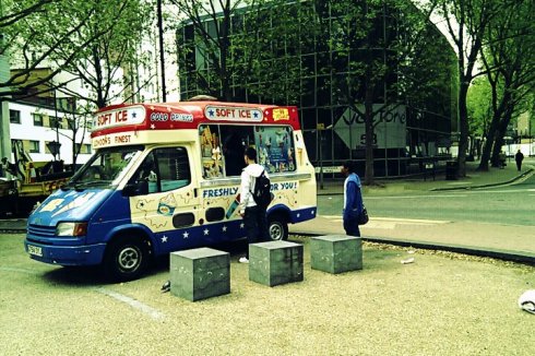 Ice cream truck 